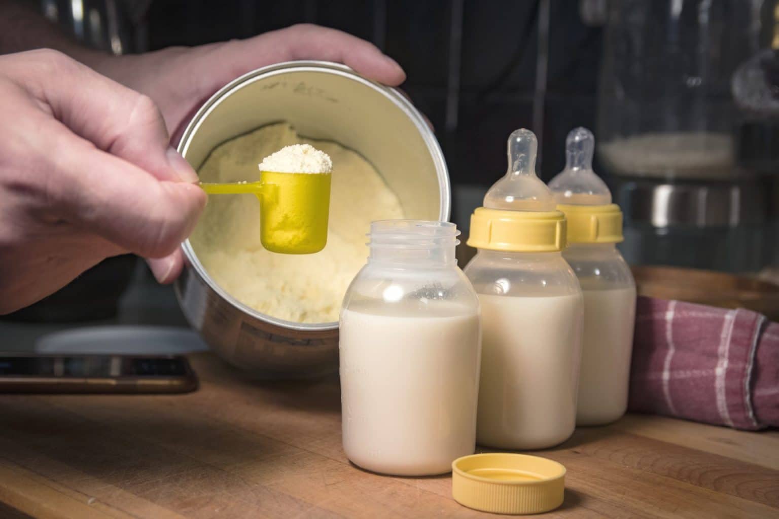 How to Prepare Baby Formula— The Ultimate Pediatrician's Guide to Make